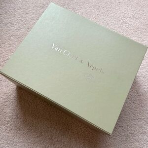 Van Cleef Arpels Authentic Green Large Empty Gift Box 12.5x10x5.5